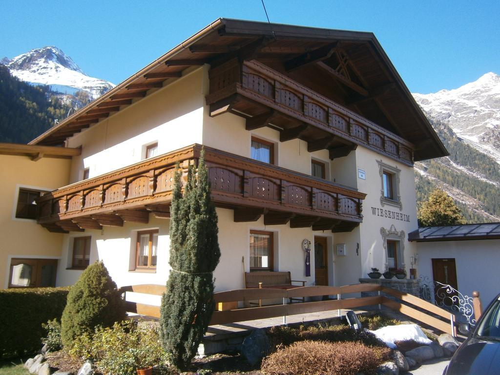 Haus Wiesenheim Fw Oetztal Längenfeld Exterior photo